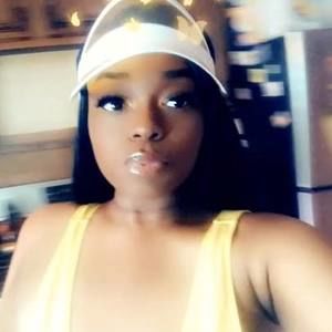 Meet your Posher, Alanna